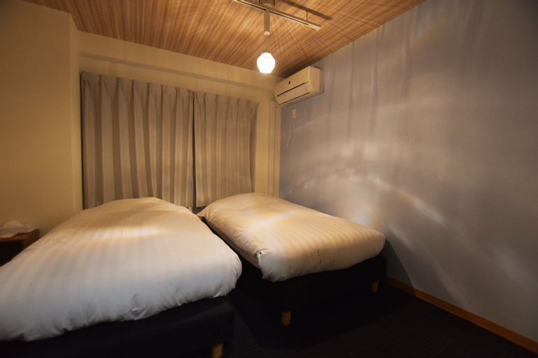 Bedroom 12