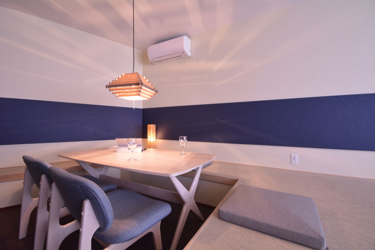 Dining Room 7