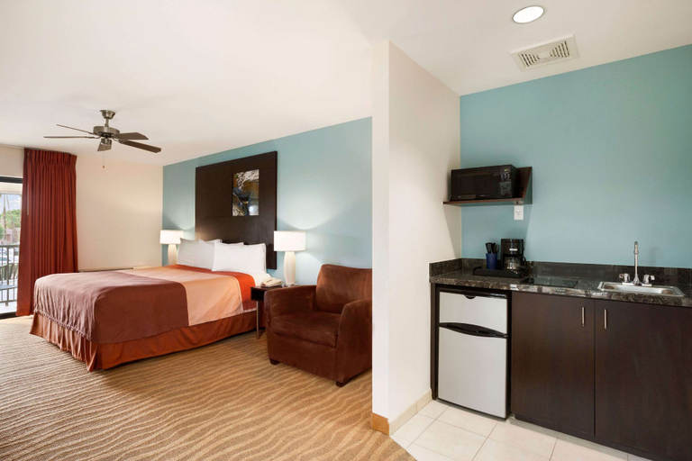 Bedroom 3, Super 8 By Wyndham Indio, Riverside