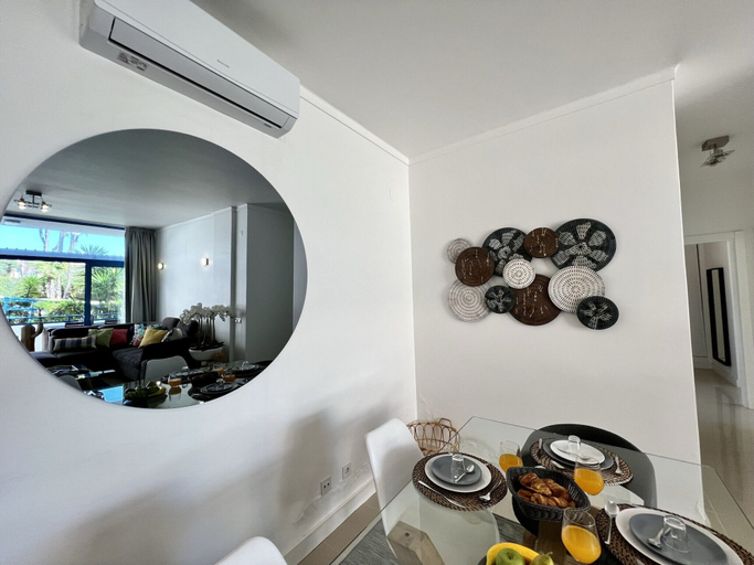 Others 5, Vilamoura Prestige With Pool by Homiing, Loulé