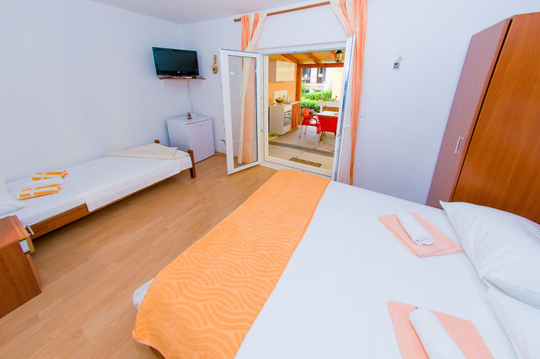 Bedroom 2, Apartments Anita, Split
