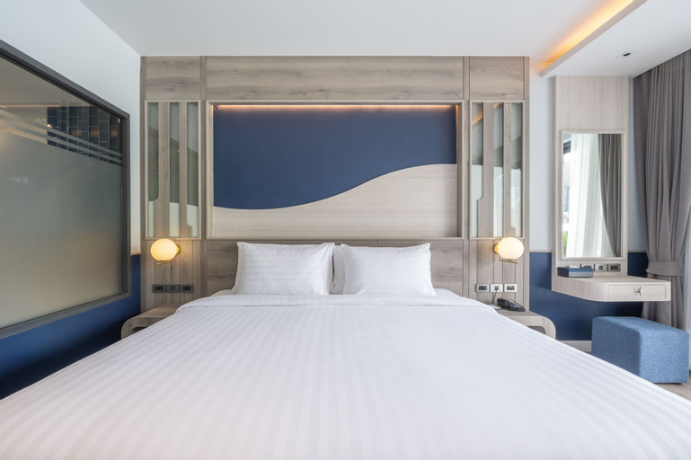 Bedroom 13