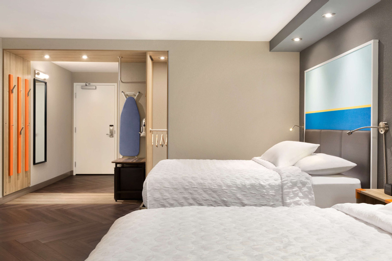 Bedroom 14