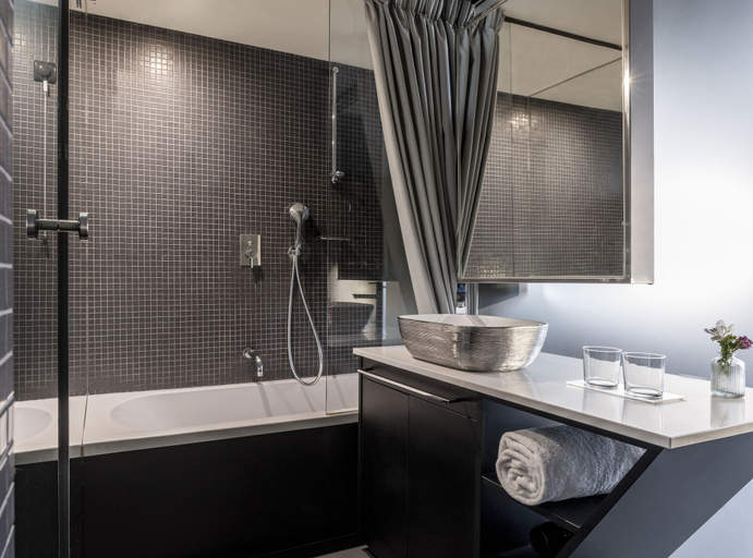 Bathroom, 9Hotel Mercy, Lisbon