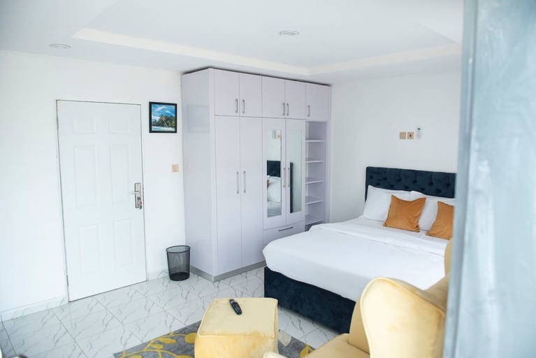 Bedroom 4, Luxury 3 Bedroom Apartment With Wifi, AbujaMun