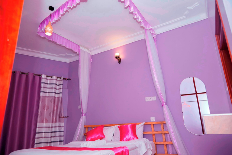 Bedroom 3, WestWay Luxury Suites, Kashari