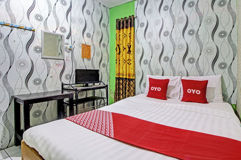 Bedroom 2, OYO 92759 Penginapan Piji Kembar, Karanganyar
