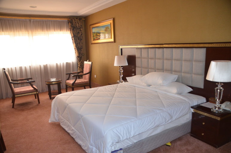 Bedroom 2, Royal Beach Hotel, Kadiogo