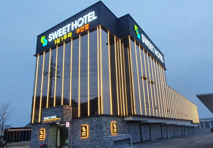 Exterior & Views 2, Sweet Hotel, Changnyeong