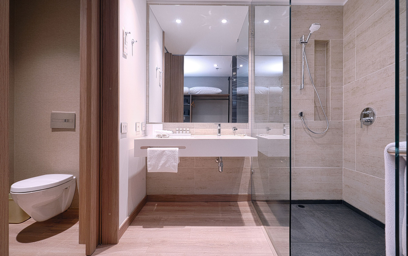 Bathroom 4, AC Hotel by Marriott Bogota Zona T, Santafé de Bogotá