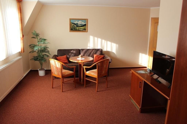 Others 5, Pension Zur Grünen Eiche, Saalfeld-Rudolstadt