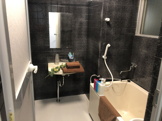 Bathroom 2, Rc Annex 2, Itabashi