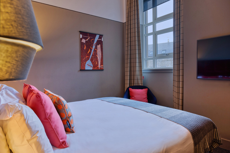 Bedroom 2, Hotel Indigo DUNDEE by IHG, Dundee