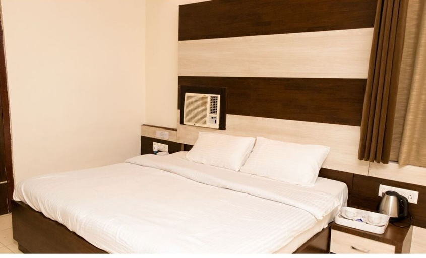 Bedroom 2, Ritumbraha Hotel & Resort, Alwar