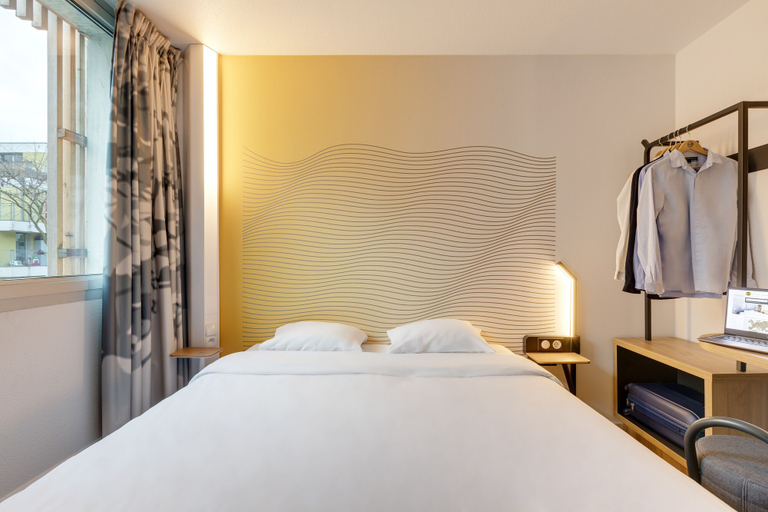 Bedroom 3, B&B HOTEL Lille Centre Grand Palais, Nord