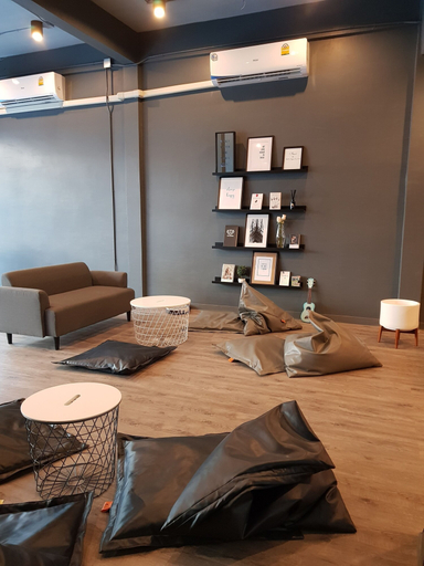 Others 2, The Cocoon Hostel, Ratchathewi