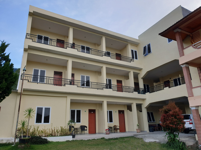 Exterior & Views 2, Thyesza Hotel, Samosir