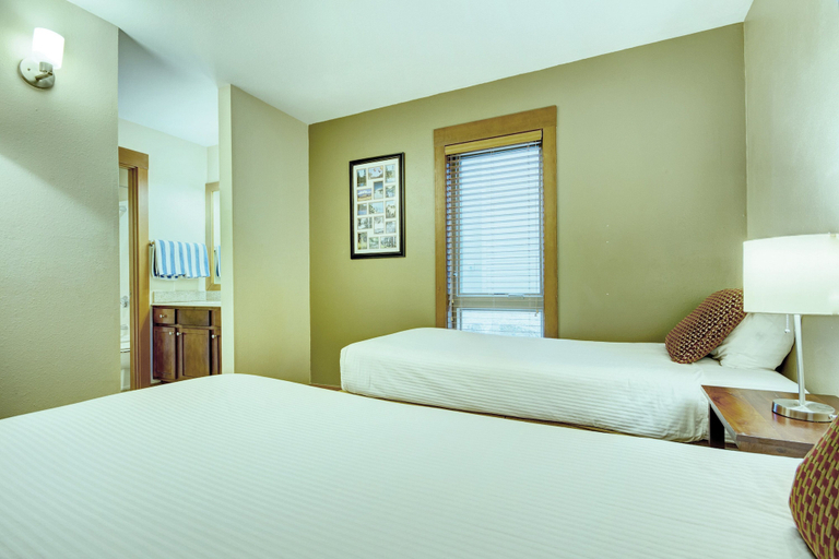 Bedroom 3, Seventh Mountain Resort, Deschutes