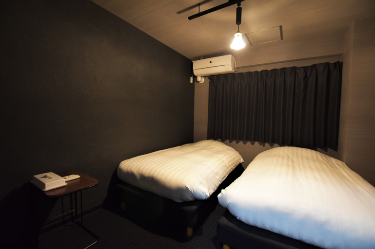 Bedroom 12