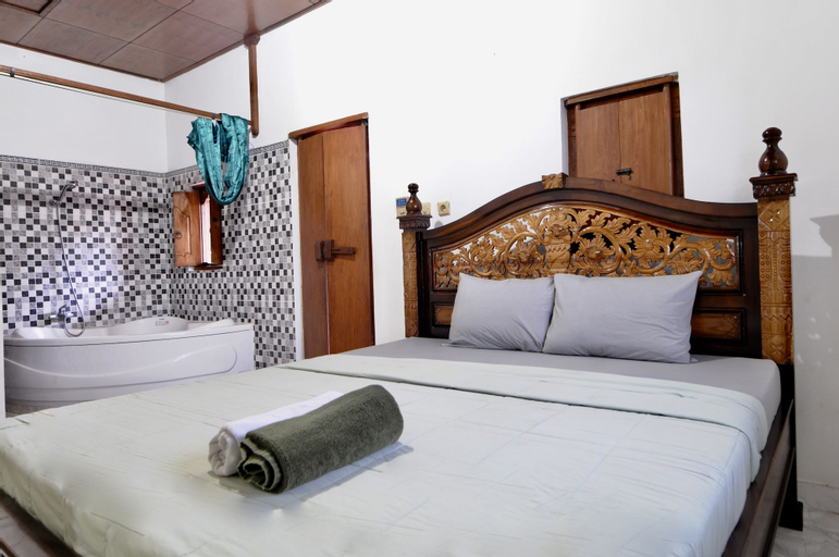 Bedroom 13