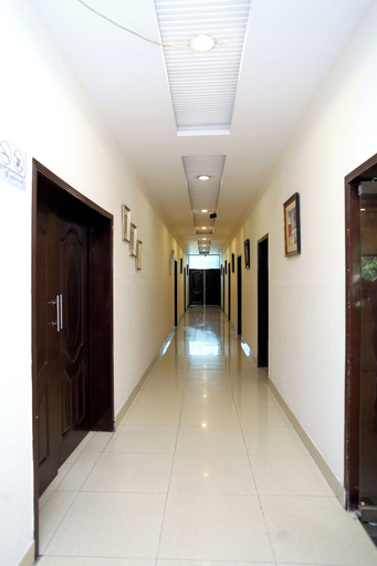 Others 4, Royalton Inn Hotel, Lahore