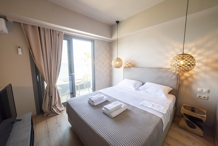 Bedroom 3, Theros Suites, Peloponnese