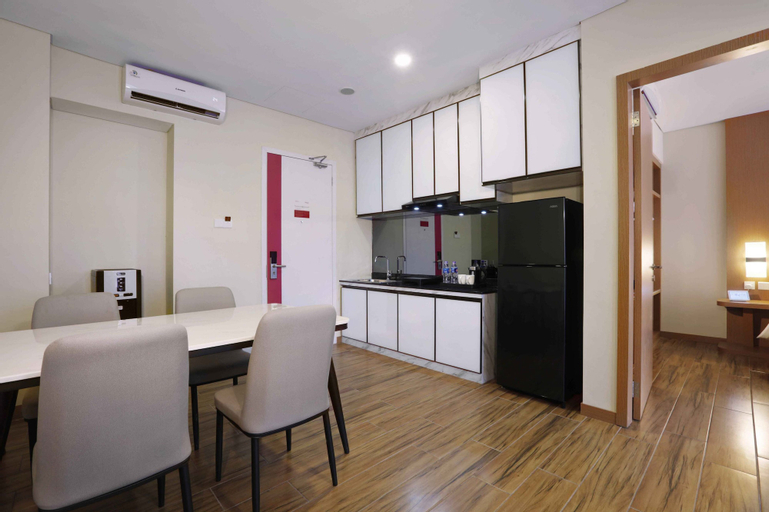 Dining Room 3