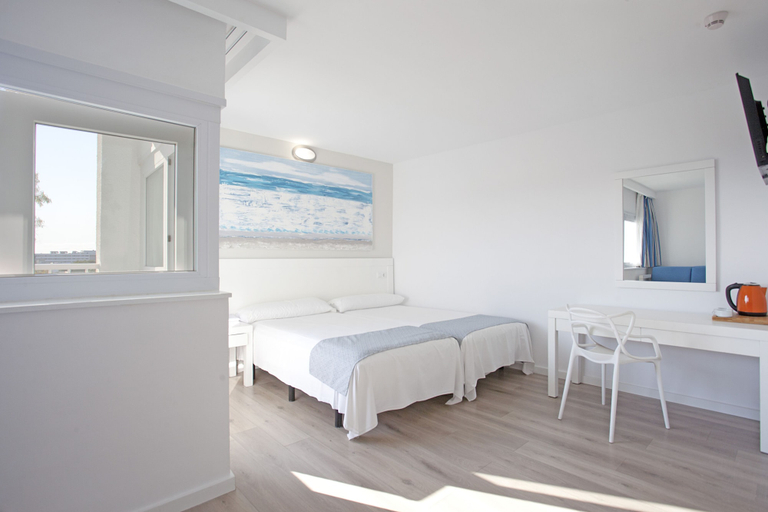 Bedroom 4, HYB Eurocalas Water Park - All inclusive, Baleares