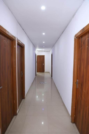 Others 3, Hotel Axiom Prime, Lucknow