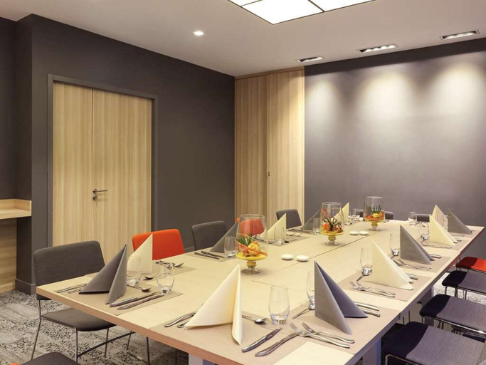 Business Facilities 3, Hotel Indigo BORDEAUX CENTRE CHARTRONS by IHG, Gironde