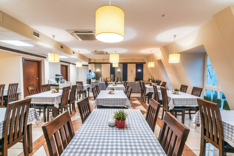 Food & Drinks 5, Hotel Piast, Środa Śląska
