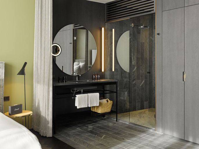 Bathroom 4, east Hotel Hamburg, Hamburg