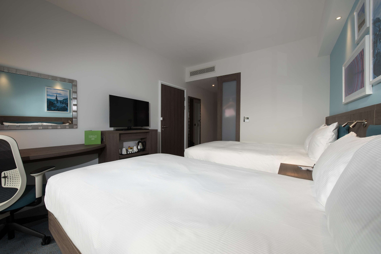 Bedroom 3, Hampton by Hilton Edinburgh West End, Edinburgh