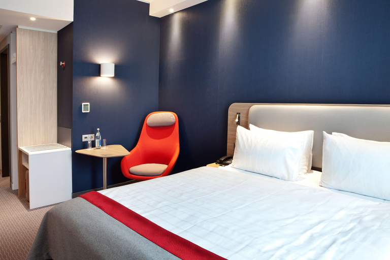 Bedroom 2, Holiday Inn Express RECKLINGHAUSEN, Recklinghausen