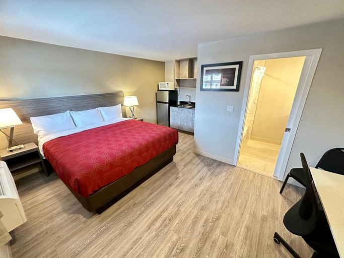 Bedroom 3, Econo Lodge Inn & Suites Pincher Creek AB, Division No. 3