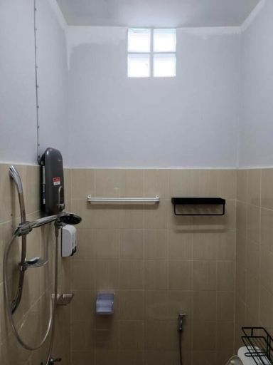 Bathroom 5, Jipu Homestay Ai Yoe Boe Chang, Batong