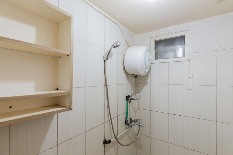 Bedroom 4, RedLiving Apartmen Grand Center Point - Bintang Residence Tower C with Netflix, Bekasi