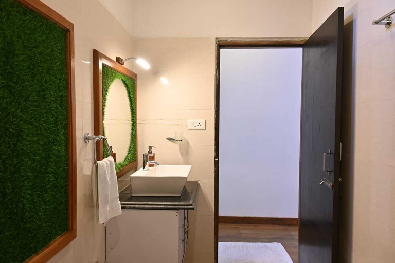Bathroom 3, Placid Garden Resort, South Andaman