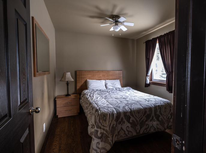 Bedroom 2, Heron's Nest Cottages, Restigouche