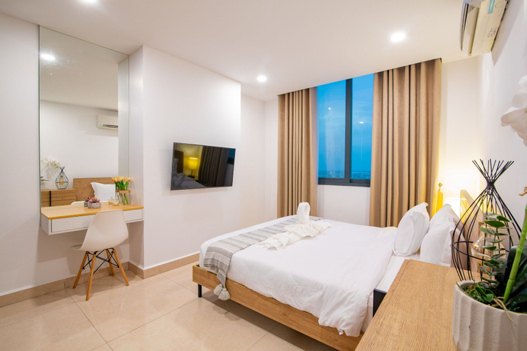Bedroom 8