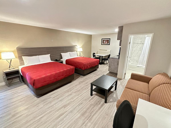 Bedroom 2, Econo Lodge Inn & Suites Pincher Creek AB, Division No. 3