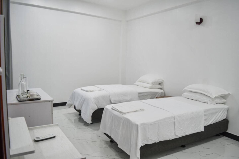 Bedroom 2, Equator Retreat