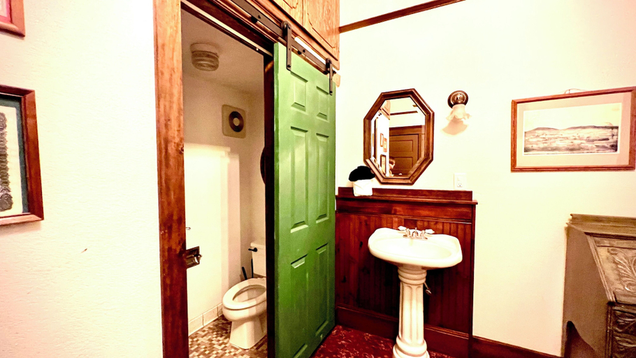 Bathroom 5, Hotel La More at The Bisbee Inn, Cochise