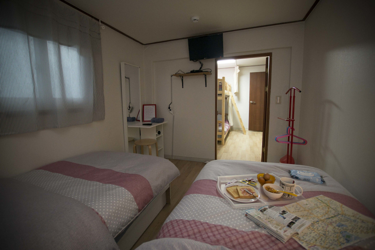 Bedroom 4, Jeong House, Seodaemun
