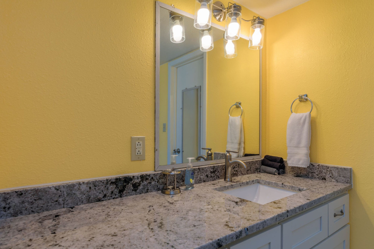 Bathroom 3, Beachview by South Padre Condo Rentals, Cameron