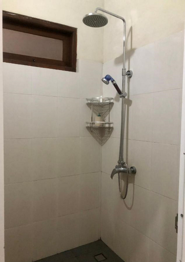 Bedroom 13