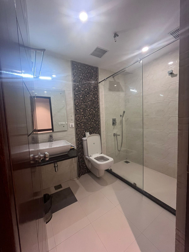 Bathroom, HOTEL PARK ROYAL, Panchkula