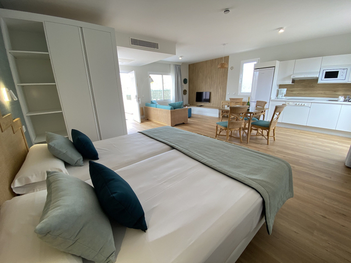Bedroom 3, Hotel Esmeralda Maris by LIVVO, Las Palmas