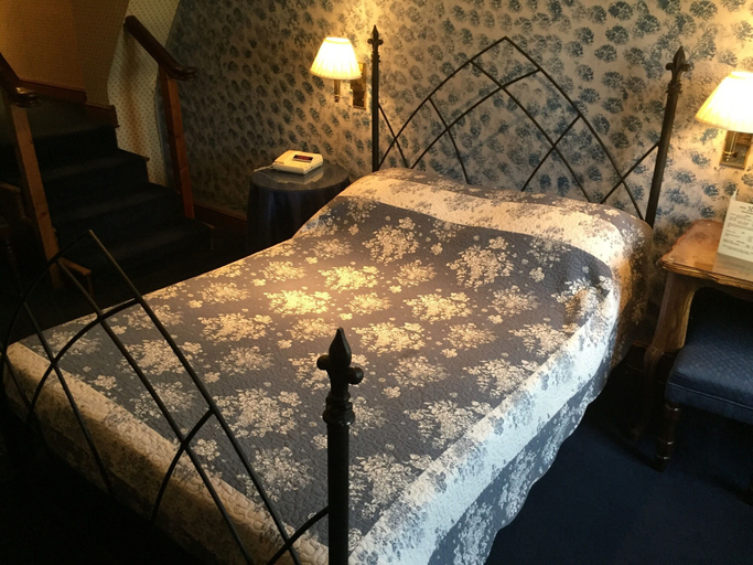 Bedroom 3, Cross Keys Hotel, Cambridgeshire