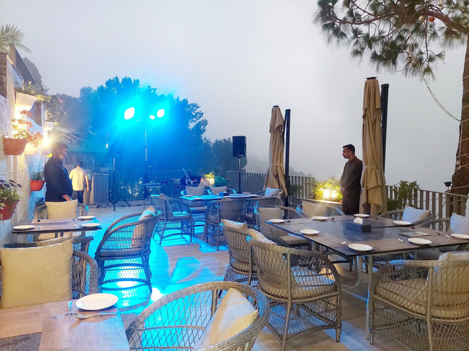 Food & Drinks 5, OREN Kasauli, Solan
